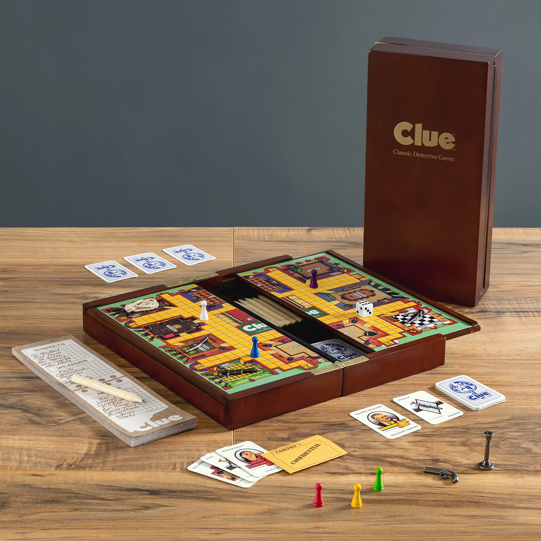 Clue Deluxe Travel Edition - Image 4