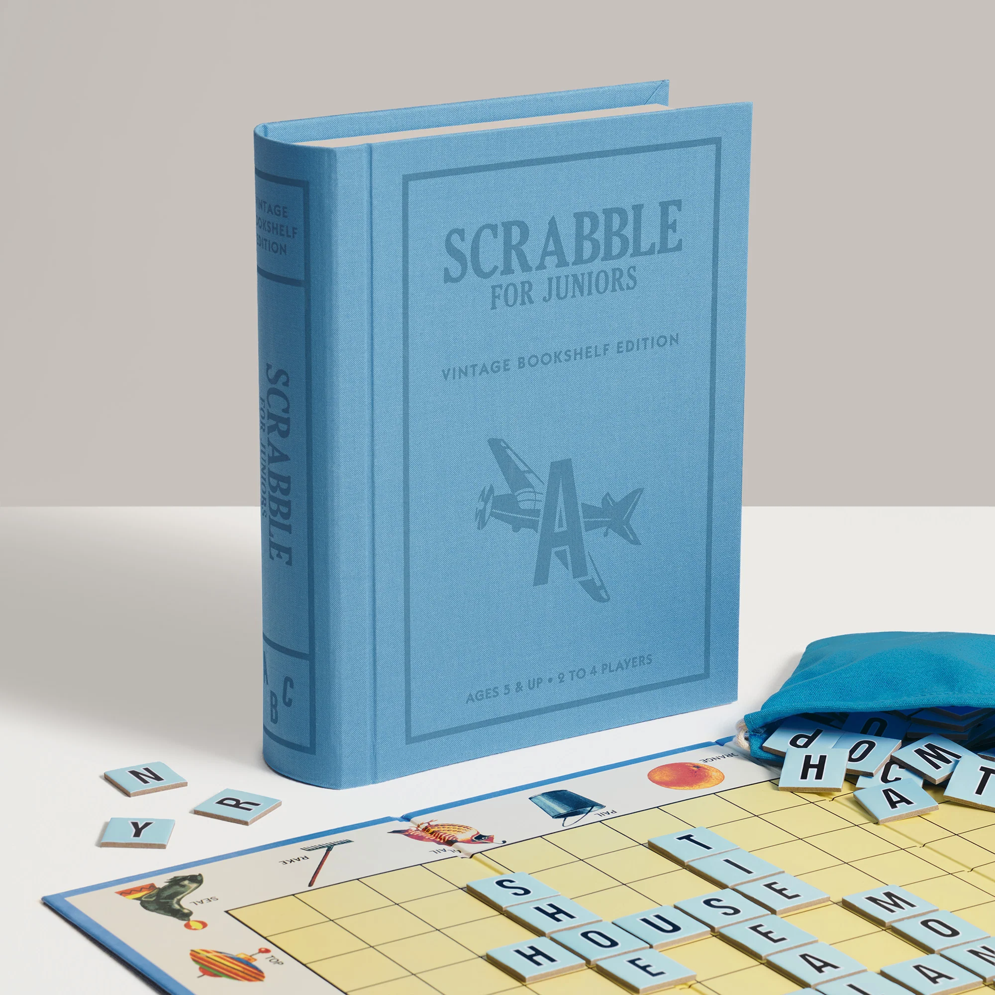 Scrabble for Juniors Vintage Bookshelf Edition - Image 3