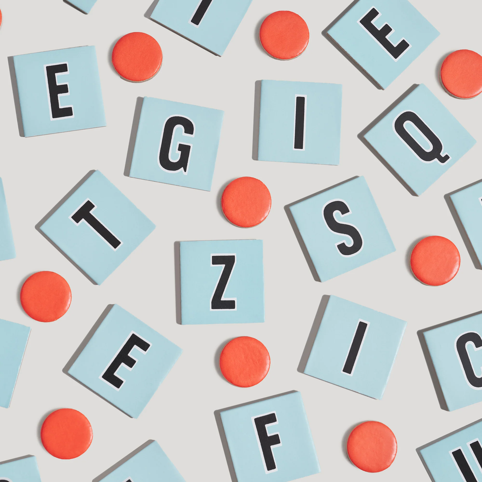 Scrabble for Juniors Vintage Bookshelf Edition - Image 8