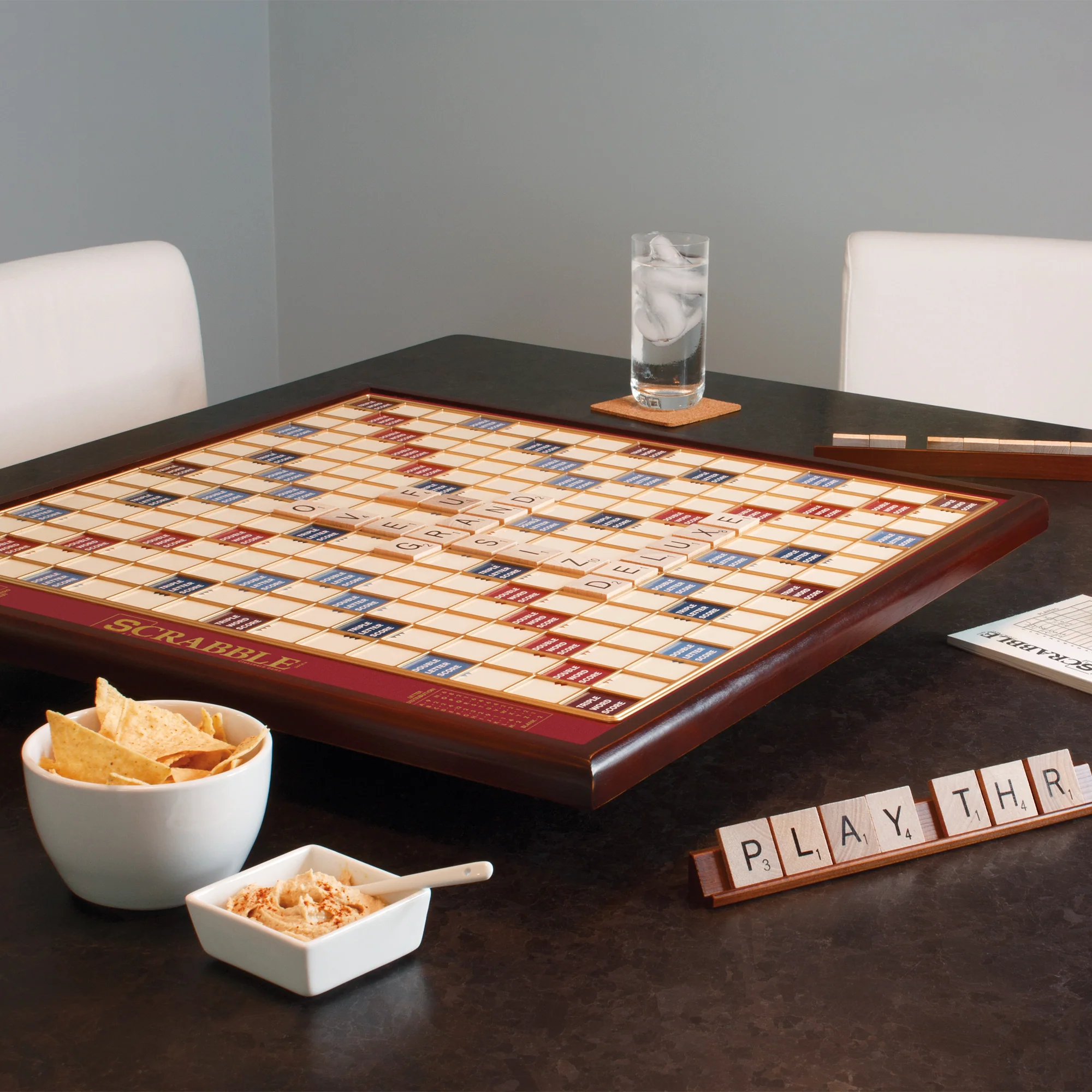 Scrabble Giant Deluxe Edition - Image 3