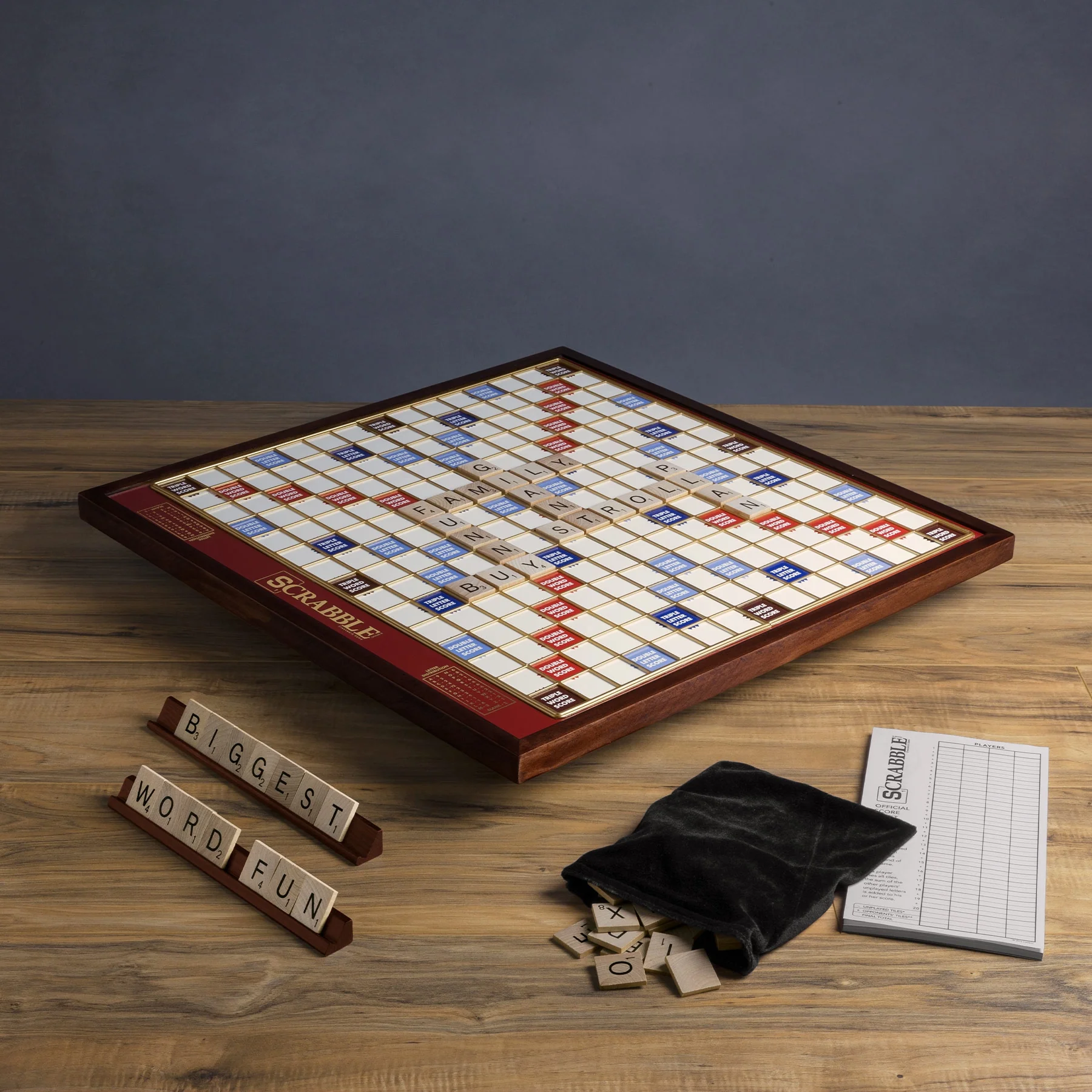 Scrabble Giant Deluxe Edition - Image 4